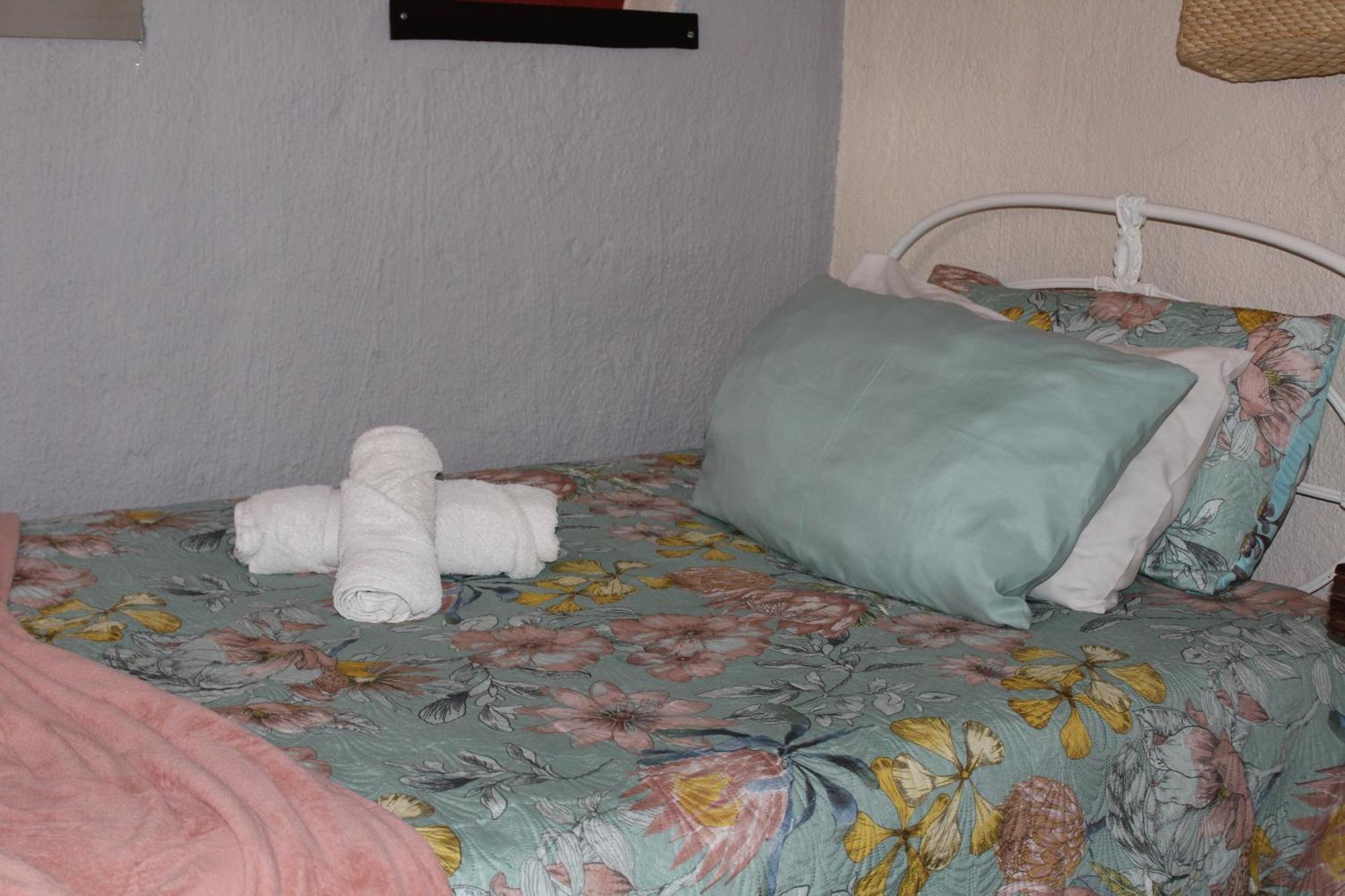 Ann'S Lodge & Camping Kamanjab Dış mekan fotoğraf