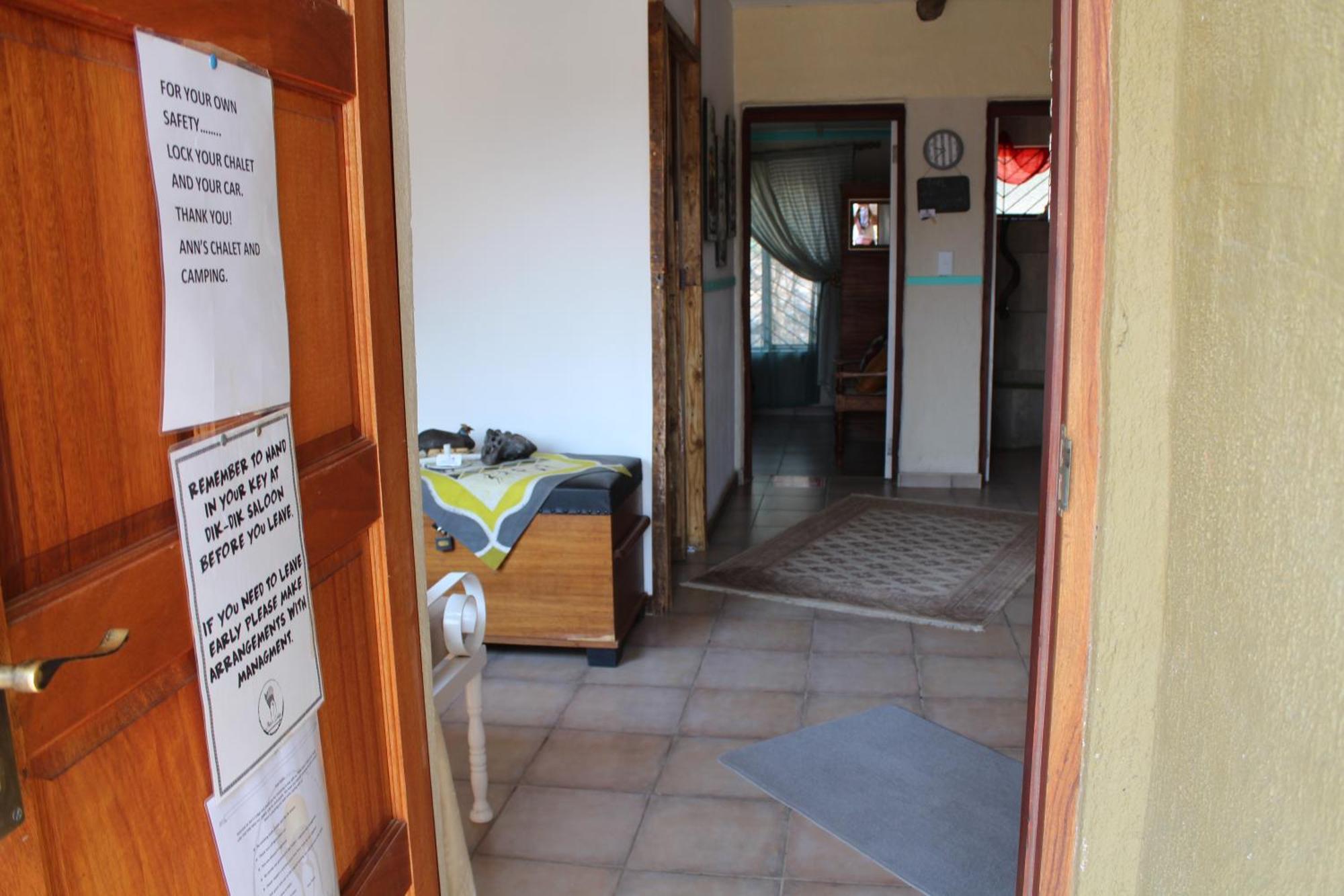 Ann'S Lodge & Camping Kamanjab Dış mekan fotoğraf