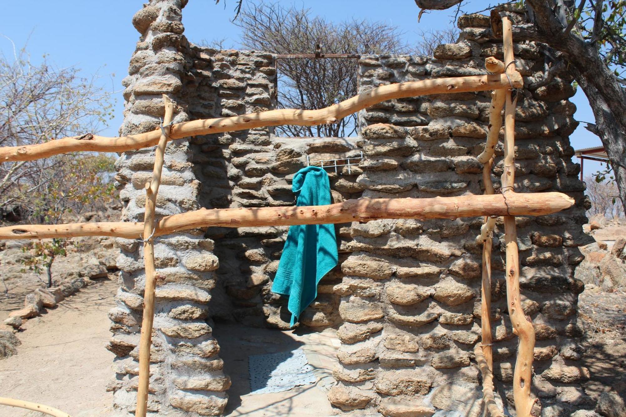 Ann'S Lodge & Camping Kamanjab Dış mekan fotoğraf