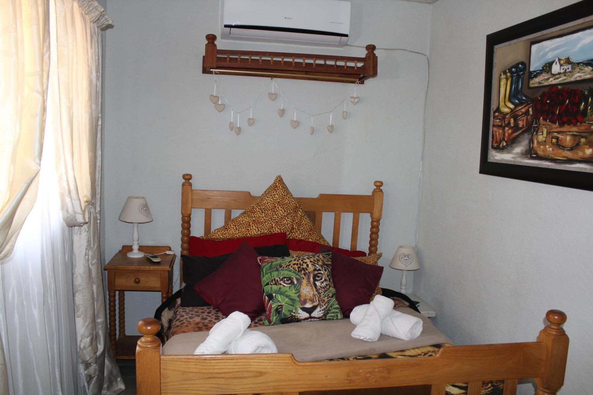 Ann'S Lodge & Camping Kamanjab Dış mekan fotoğraf