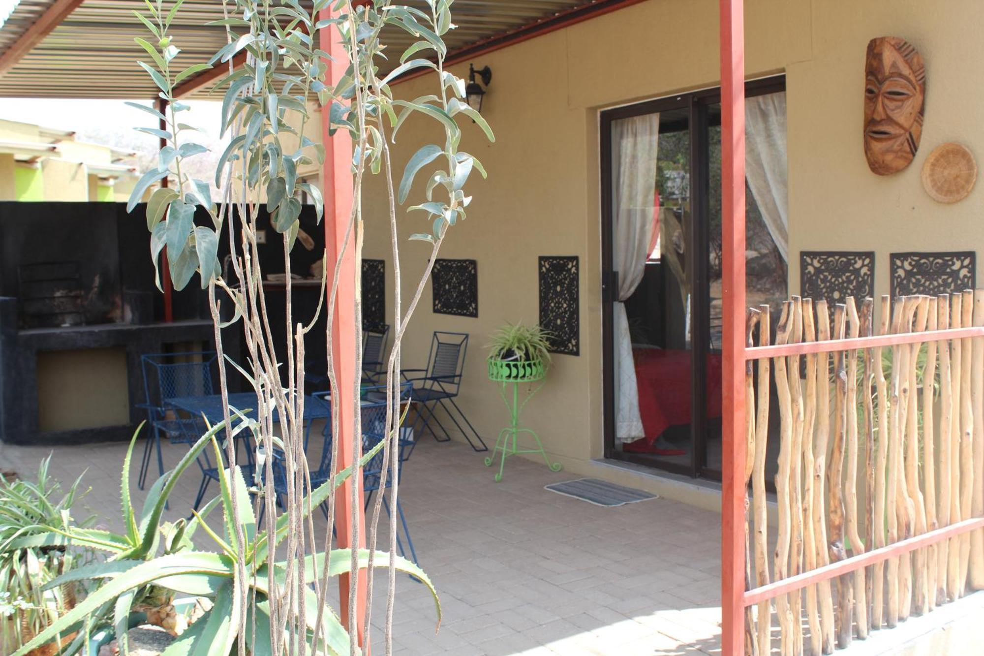 Ann'S Lodge & Camping Kamanjab Dış mekan fotoğraf